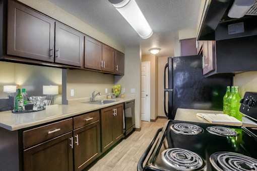 Fully Furnished Kitchen at Parkside Apartments, Gresham, Oregon