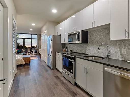 Spacious studio apartment at Vermella Union, Union NJ