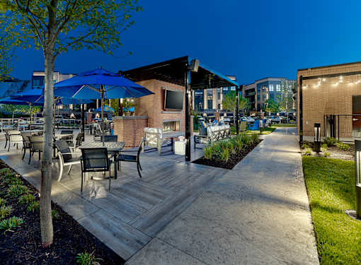exterior patio, outdoor game tables, outdoor bbq, outdoor tv