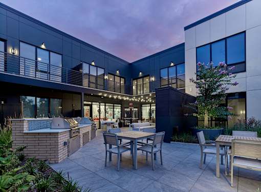 outdoor patio, grills, resident amenity