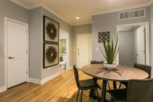 Elegant Dining Space at SkyStone Apartments, Albuquerque