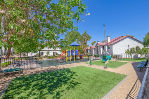 Pet Park at 5400 Vistas Apartments, Las Vegas, 89120