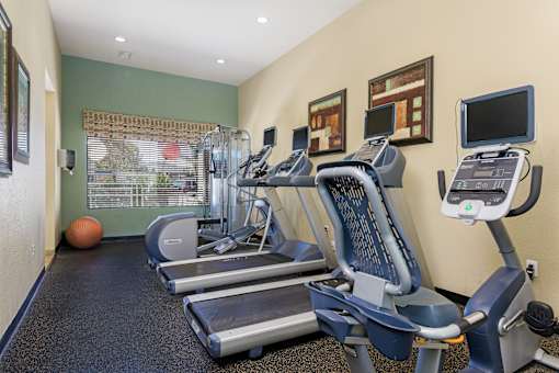 Fitness Center at Navajo Bluffs Apartments