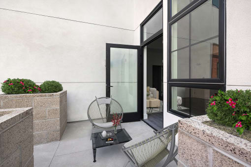 Patio at Edendale Crossing, Los Angeles, CA 90026