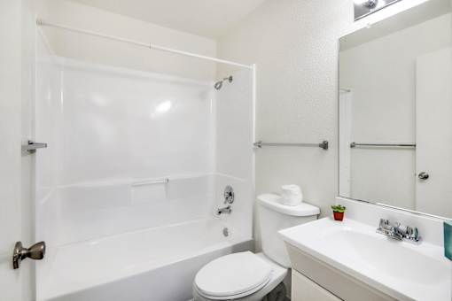 Bathroom at Softwind Point Apartments
