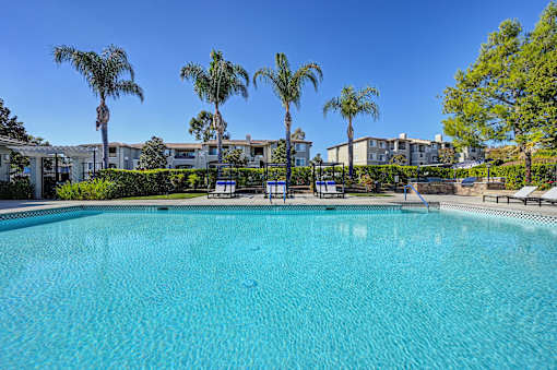 Outdoor Swimming Pool at Eagle Glen Apartments, Murrieta, CA, 92563