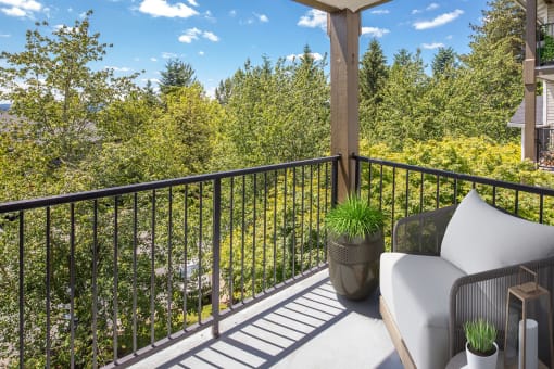 Balcony And Patio at Arbor Heights, Tigard, OR, 97224