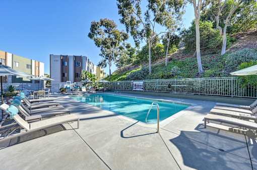 Pool at Navajo Bluffs Apartments