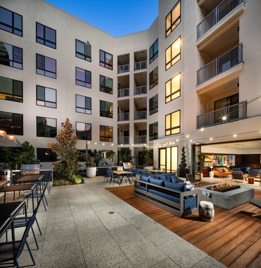 Outdoor Lounge