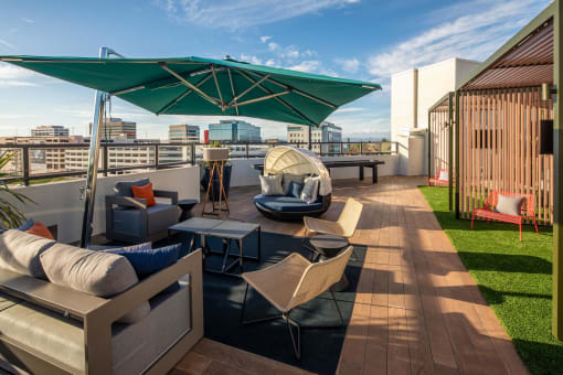 Outdoor Lounge