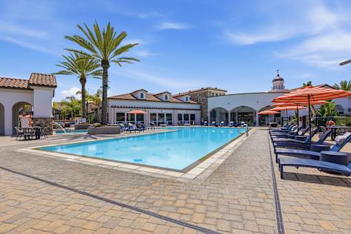 avino swimming pool