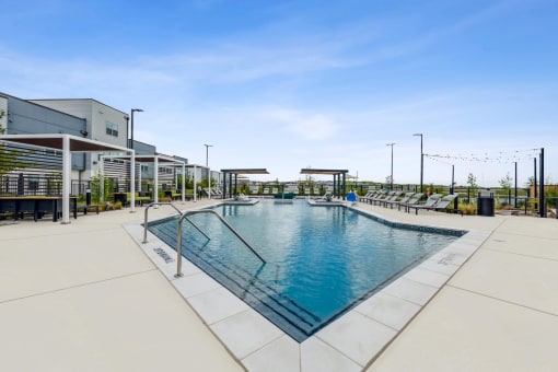 the swimming pool at the preserve at ballantyne commons apartments