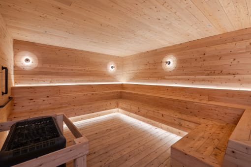 Dry sauna onsite