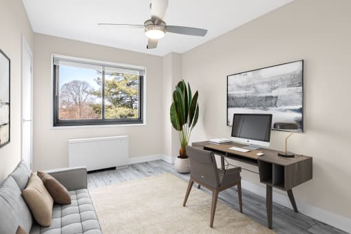 C1 Home Office at Shawnee Apartments, Arlington, Virginia