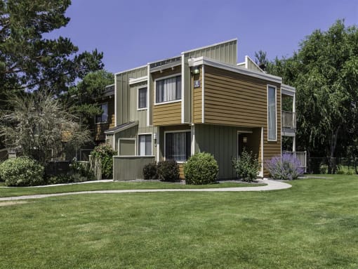 Aspen Ridge exterior