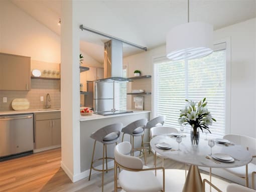 kitchen and dining  at Larkspur West Linn, West Linn, Oregon