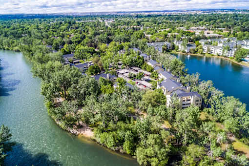 Beautiful Surroundings at Reedhouse, Boise, Idaho
