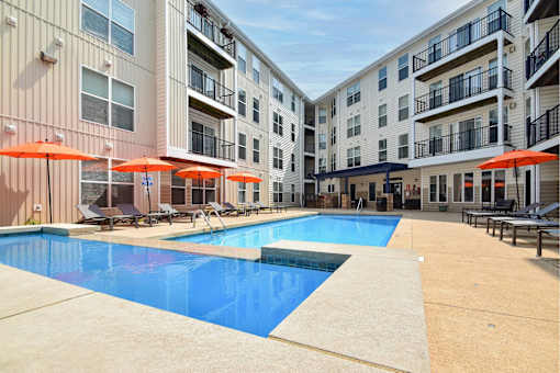 A swimming pool at Kenyon Square Apartments in Polaris, Ohio