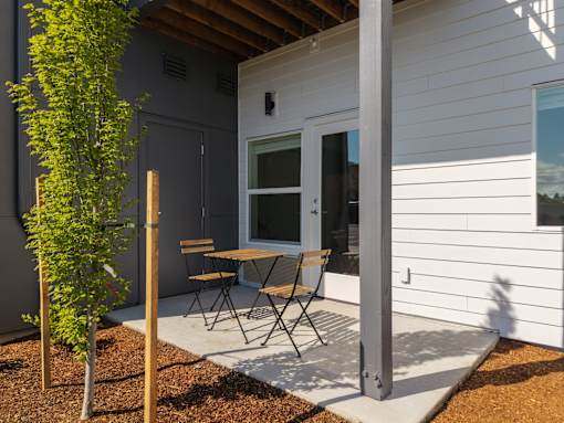 Patio at The Arvon, Vancouver, WA 98662