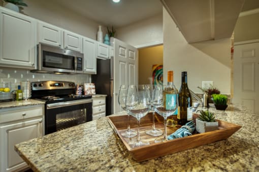 Fully Equipped Kitchen at Stonebridge Ranch Apartments, Chandler