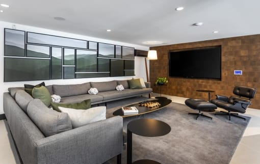 resident lounge