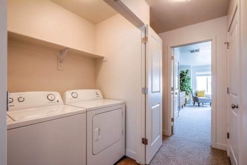 Full size washer & dryer