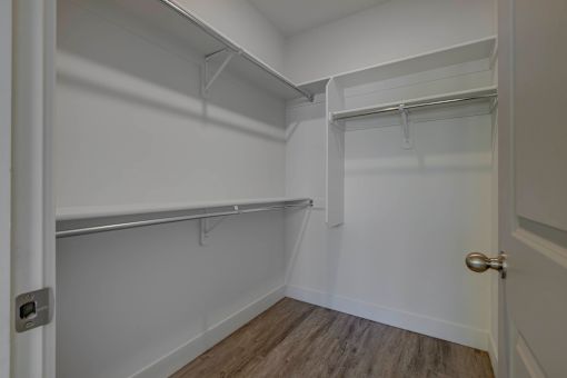 Closet 2