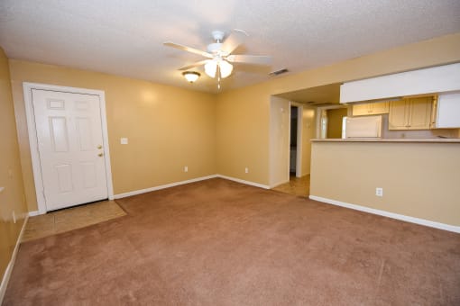 Living room view at Green Oaks Apartments, Tampa