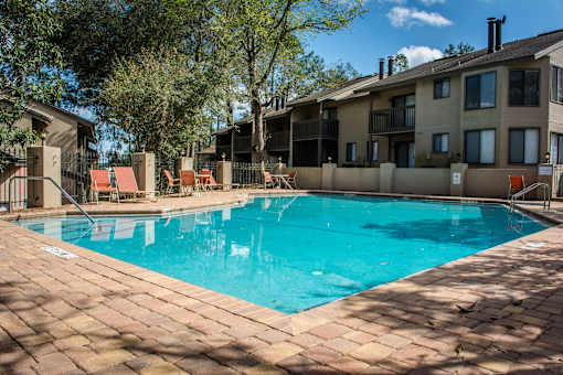 Pool at Laurel Grove Apartment Homes, Orange Park