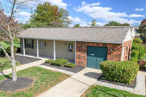 Norton Village Exterior Image