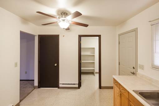 Pinehurst Apartments Interior Image