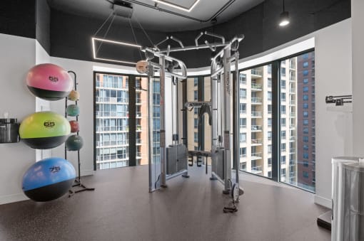 Variety of equipment at the fitness center at Shoreham and Tides Apartments, Chicago