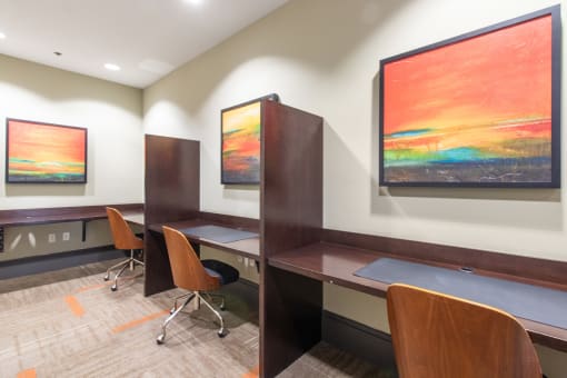 Work-From-Home Space at One Plantation in Plantation, FL 33324