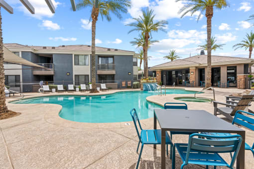 Pool-Side Dining Area at Element Deer Valley in Phoenix, AZ