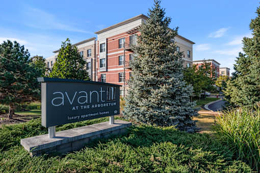 Entrance to Avant at the Arboretum Apartments in Lisle, IL 60532