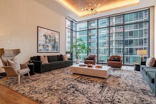Community Lounge Space at 903 Peachtree Apartments in Atlanta, GA 30309