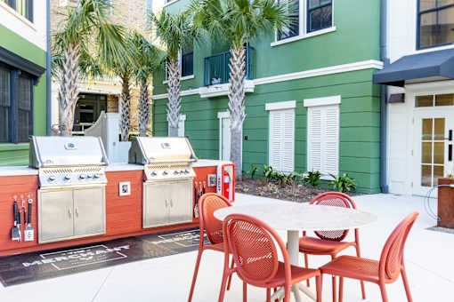 Outdoor Grilling Area at The Merchant Apartments in Charleston, SC 29403