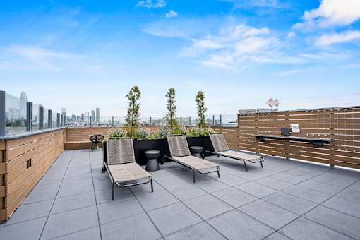 Rooftop Lounge at L Seven Apartments in San Francisco, CA 94103
