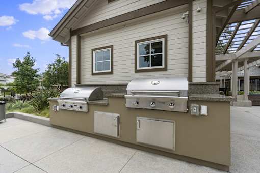 Outdoor Grill Space at Reserve at Chino Hills Apartments in Chino Hills, CA 91709