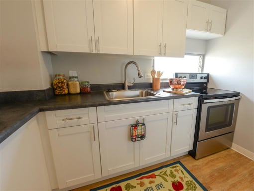 White Appliances In Kitchen at Waikele Towers, Waipahu, HI
