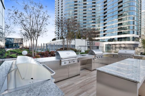 Roof top area at 903 Peachtree, Atlanta
