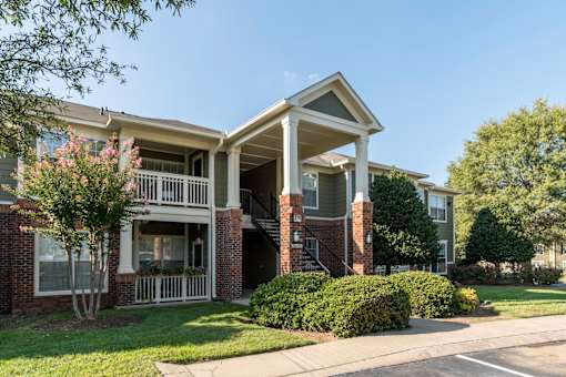 Two story apartment building with covered balconies at Wyndchase Aspen Grove Apartments, Franklin, 37067
