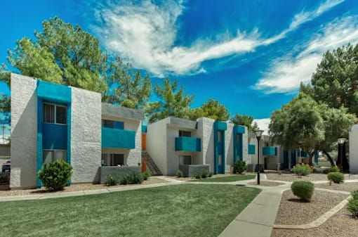 Green Landscape at Sycamore Square Apartments, Mesa, AZ