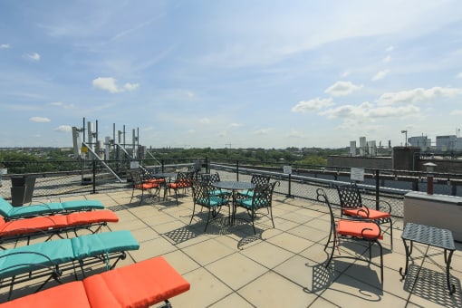 rooftop lounge at 2701 Connecticut apartments in washington dc