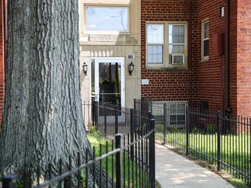 the richman apartments in congress heights washington dc