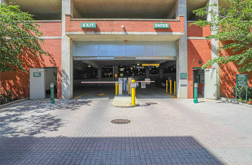 Free Garage Parking at Symphony Center Apartments, Maryland, 21201