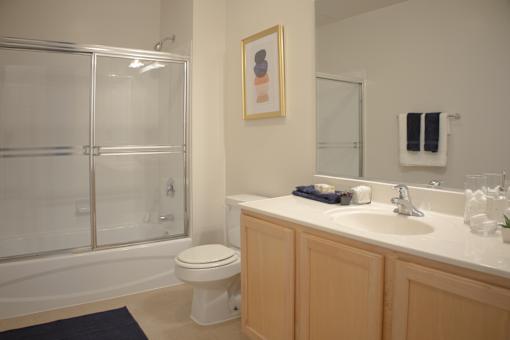 Large Bathroom at Symphony Center Apartments