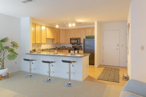 Large Kitchen with lots of counter space and bar seating