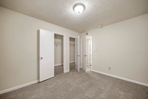 Bedroom With Closet at Bradford Gwinnett Apartments, Norcross, 30071