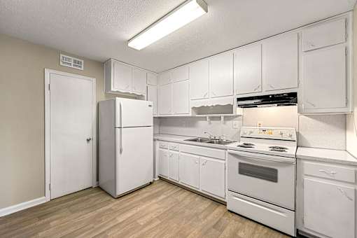 Spacious Kitchen at Balfour 296, Lilburn, GA 30047